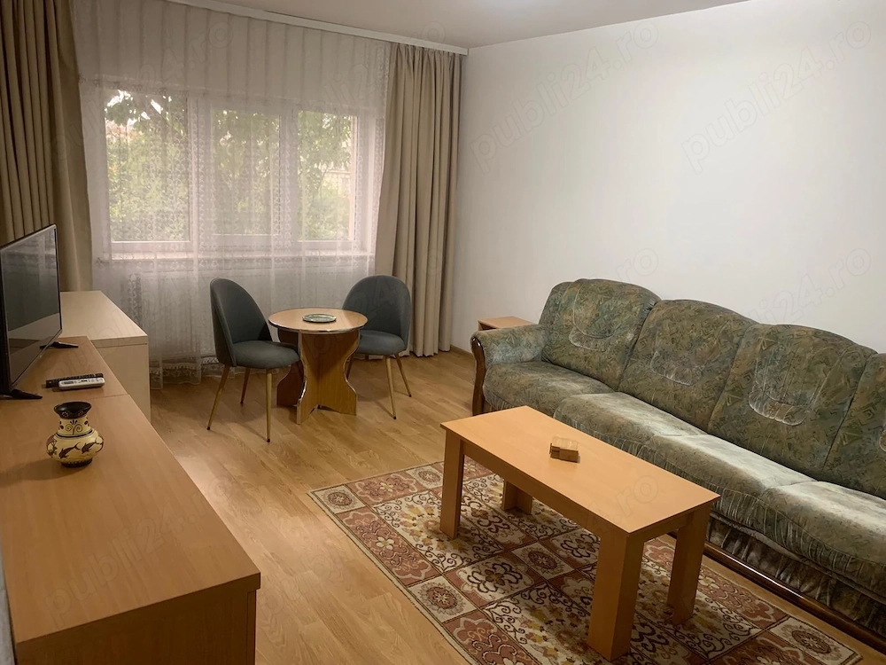 Inchiriez apartament 2 camere, zona Trocadero, 50 mp, centrala proprie