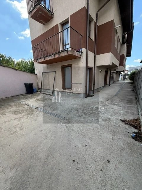 Spatiu Comercial / Birouri Metrou Aparatorii Patriei