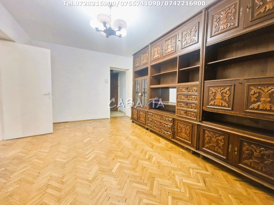 Apartament 3 camere, situat în Târgu Jiu, Str. Nicolae Bălcescu 
