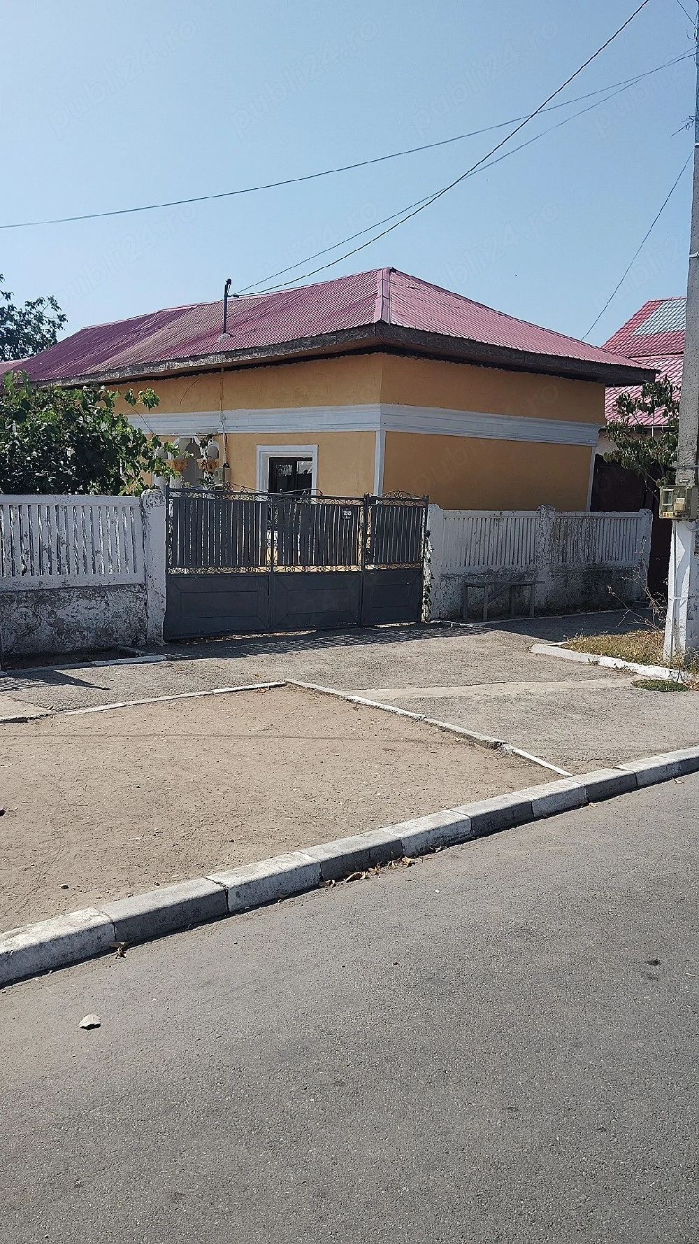 casa de vanzare