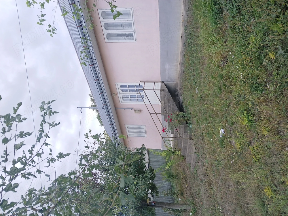 Casa de inchiriat !!!