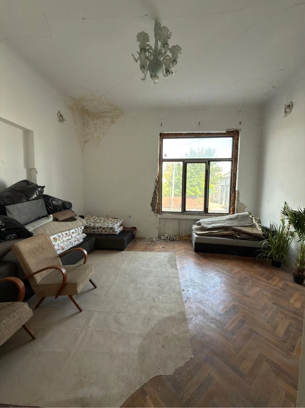 vand casa strada traian nr 31
