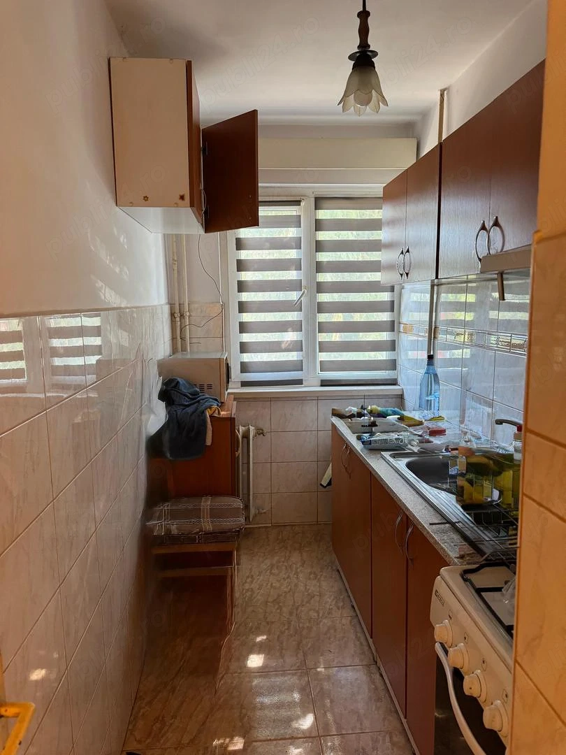 Apartament 3 camere Craiovita Noua (Big Vechi)