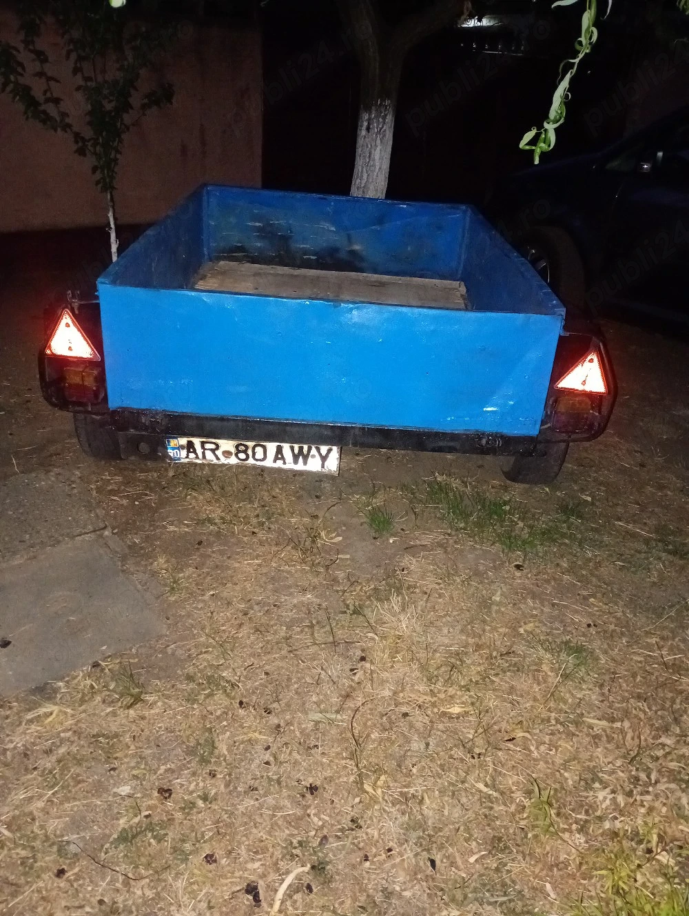 Remorcă de vînzare