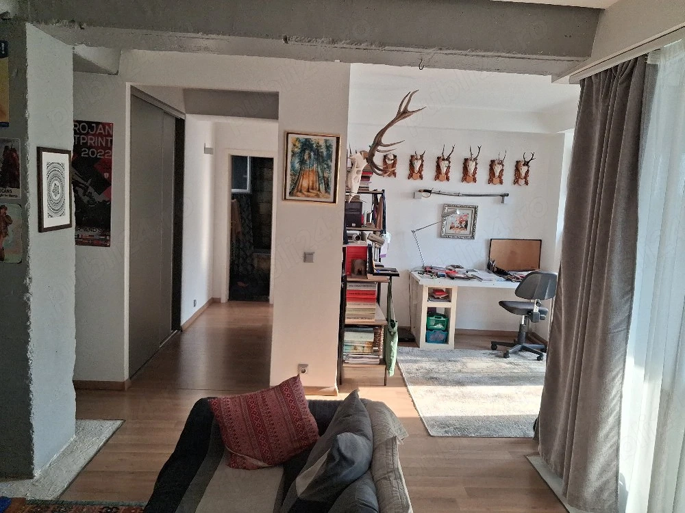 Vând apartament zona Gheorghe Lazăr 