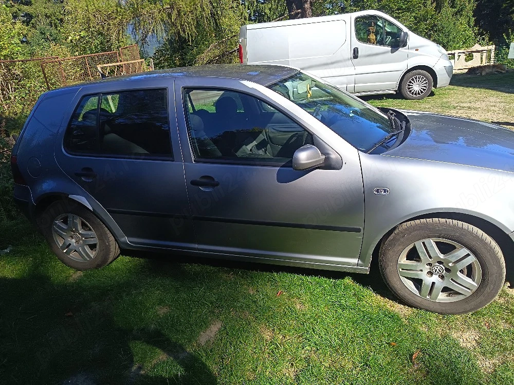 vand vw golf 4 -  650 euro