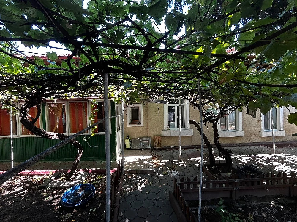 # Teren 851 mp + casă locuibilă în zonă ultracentrală   ideal investiție   dezvoltare imobiliară