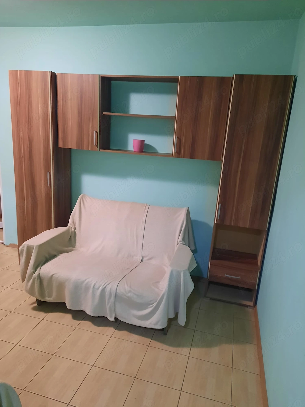 Proprietar Inchiriez apartament 2 Camere