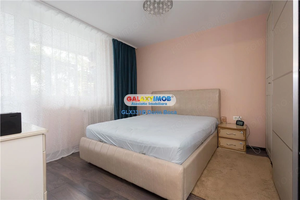Vanzare apartament 3 camere TITAN (str Fetesti) decomandat, metrou