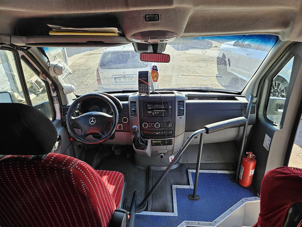 Autobuz Mercedes Sprinter Trituro
