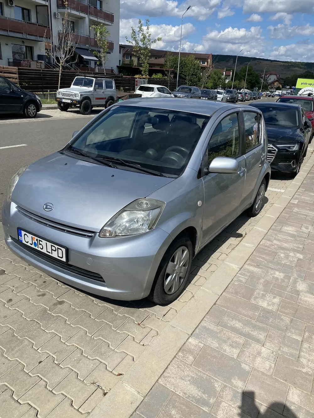 Vând Daihatsu Sirion 4x4