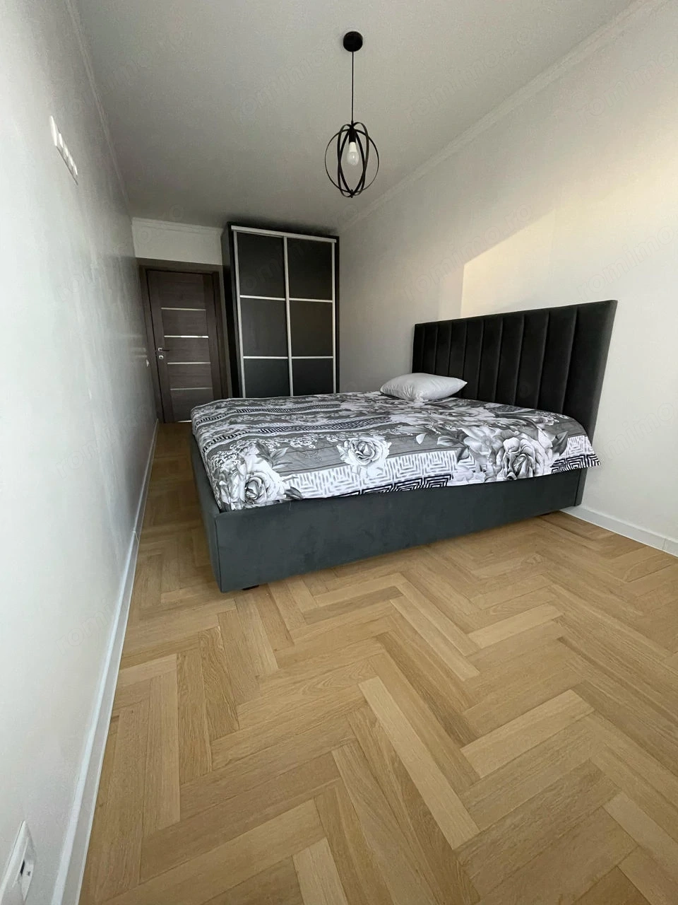 Apartament cu 3 camere de închiriat în Iancului
