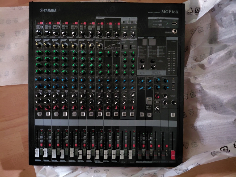 Mixer Yamaha MGP16X