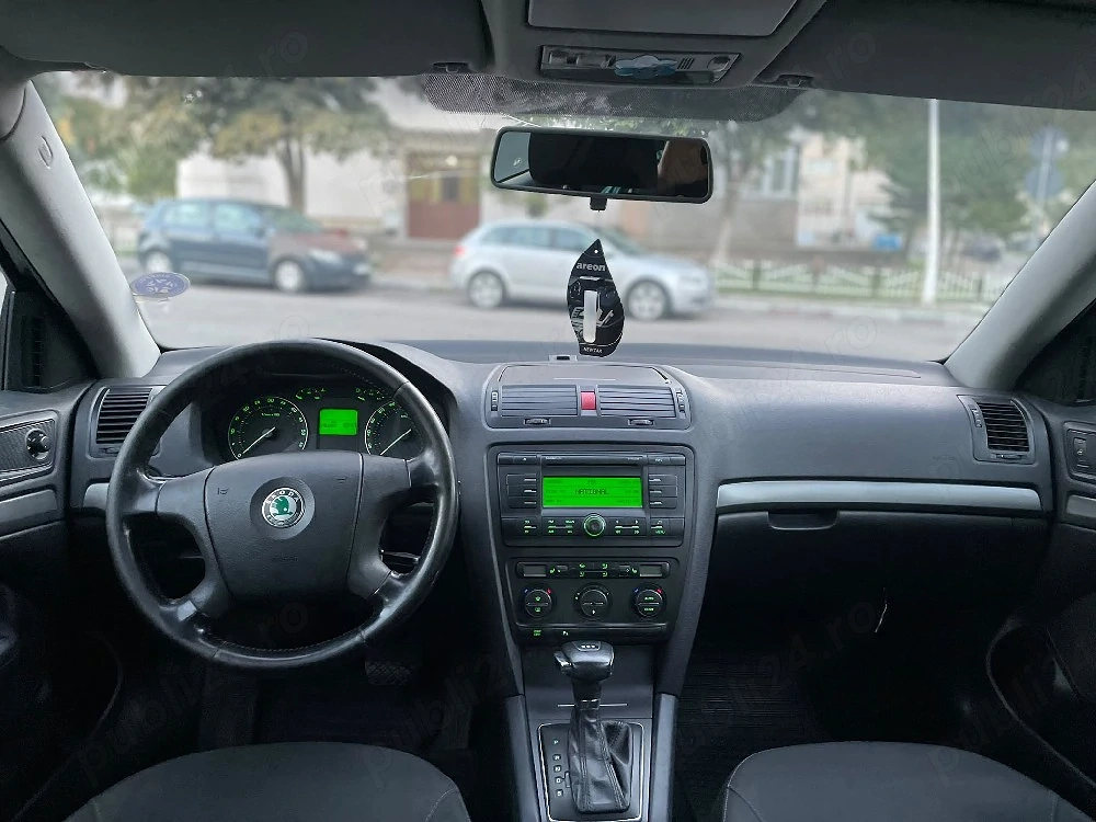 Skoda Octavia 2 automată 
