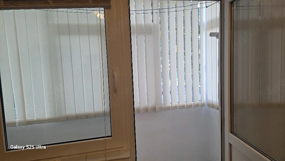 Vand Apart 3 Cam ,dec et 1 ,Piata mare ,77.500 Euro usor neg 