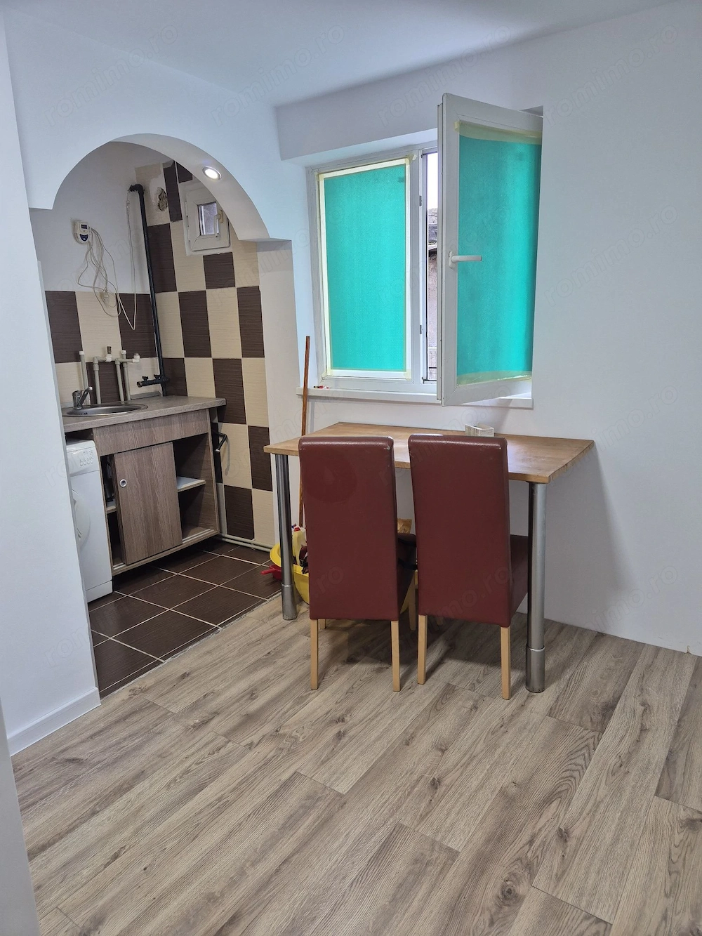 Ap 2 camere 27 mp sect 5 str Crizantemelor