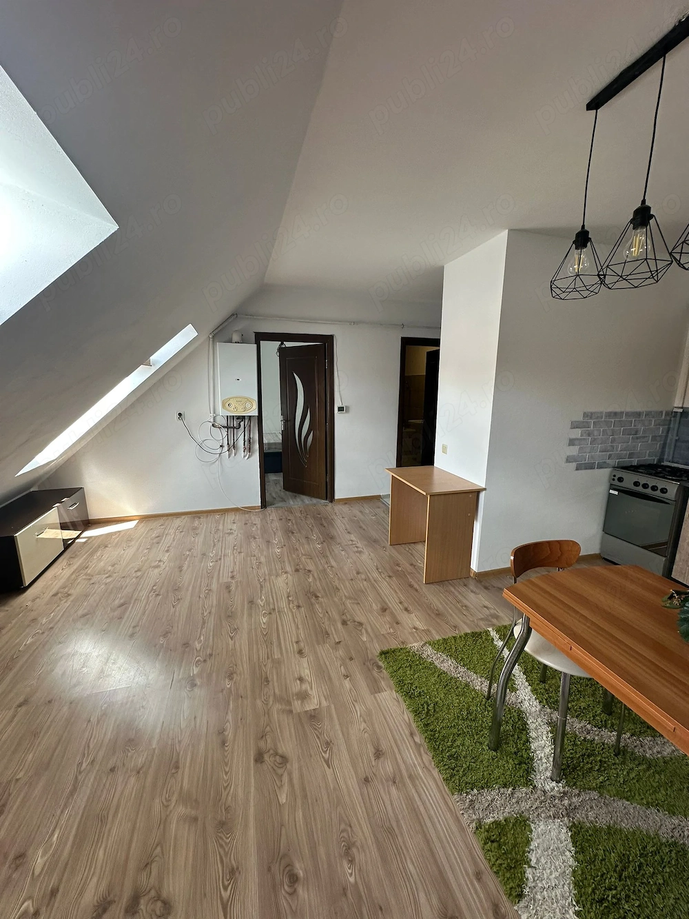 Inchiriez apartament cu o camera
