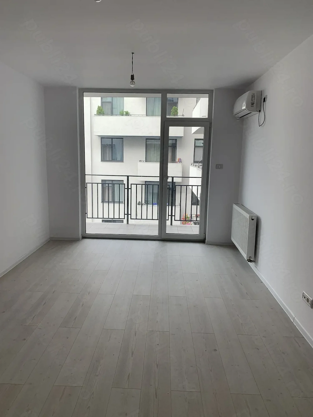 Apartament 2 camere decomandat City of Mara
