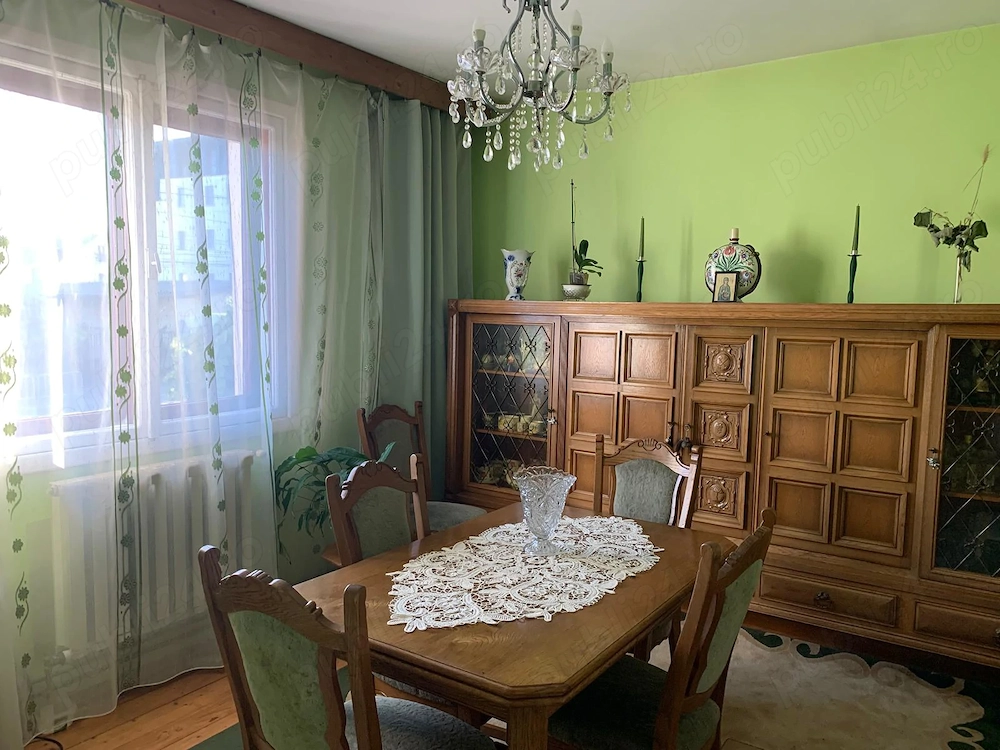 Casa individuala S+P+1E+M strada principala Mehala