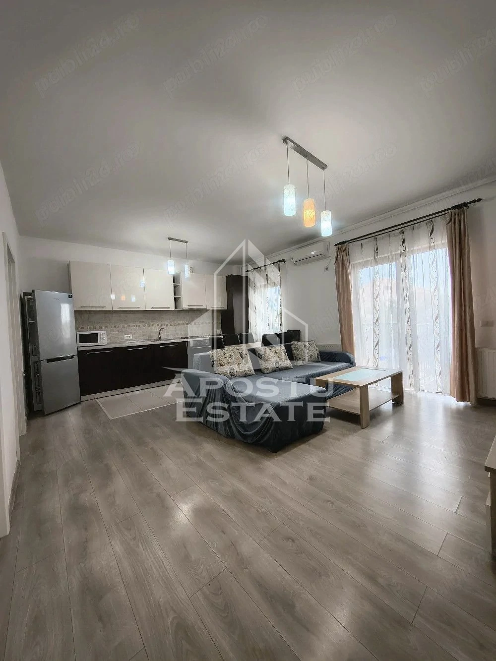 Apartament de inchiriat cu 3 camere Brytim, loc de parcare
