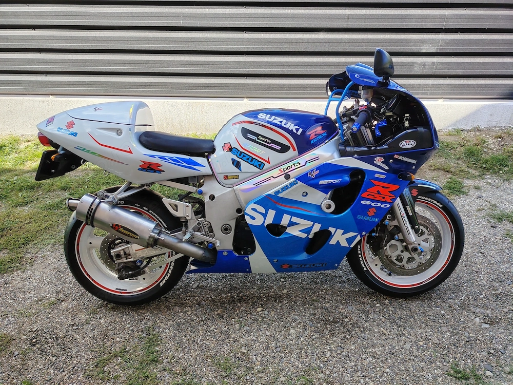 Suzuki gsxr 600 ! ca NOU