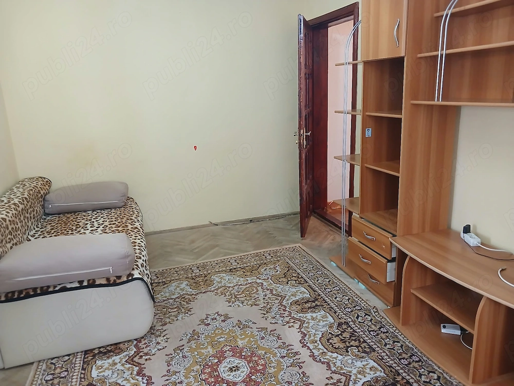 Inchiriem apartament 3 camere ,bloc tip C ,etaj 2 ,mobilat si mobilat