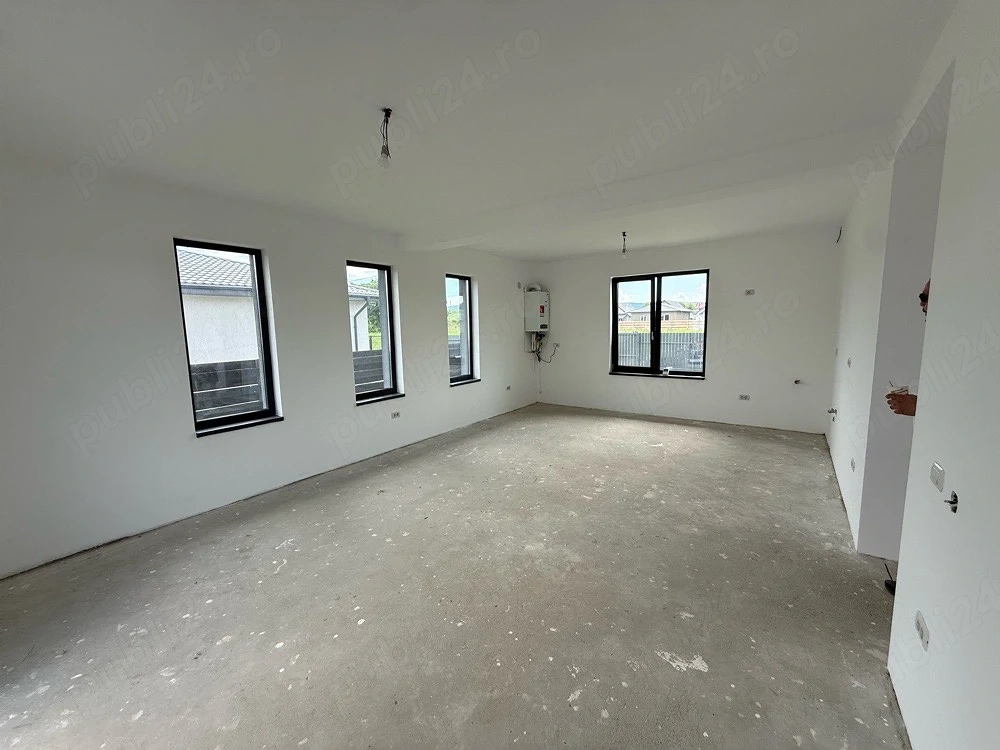 casa 4 camere 2 bai incalzire pardoseala