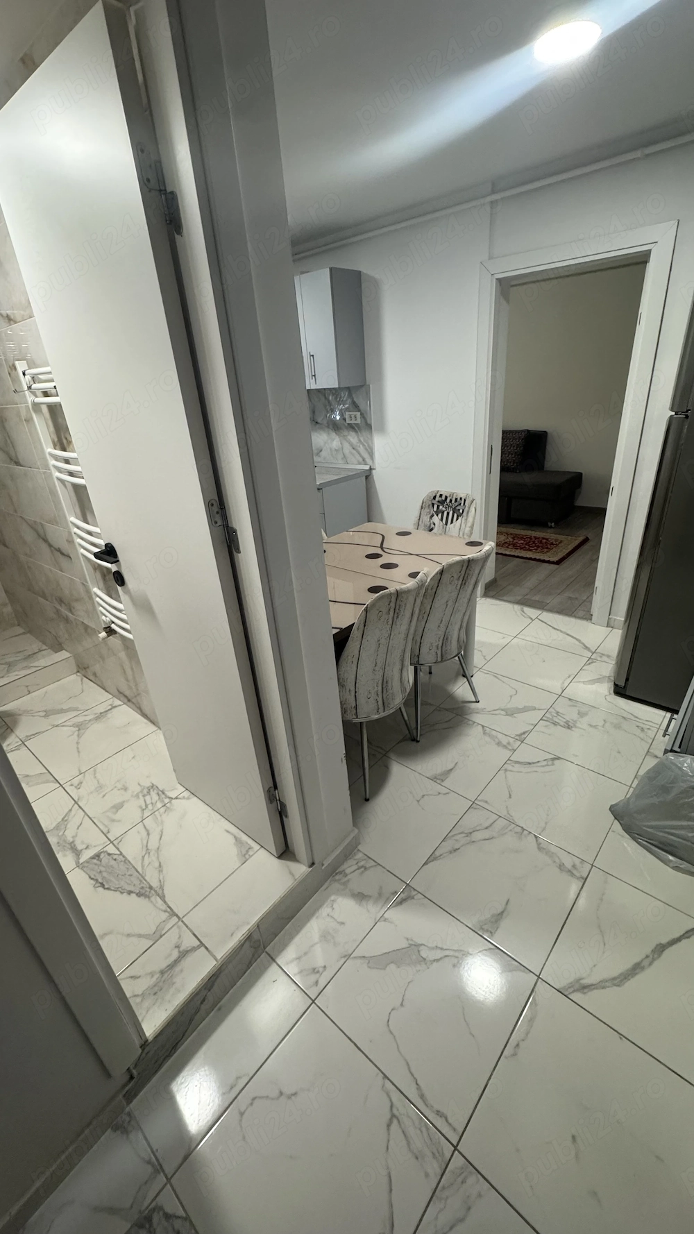 De inchiriat ap 2 camere moll vitan