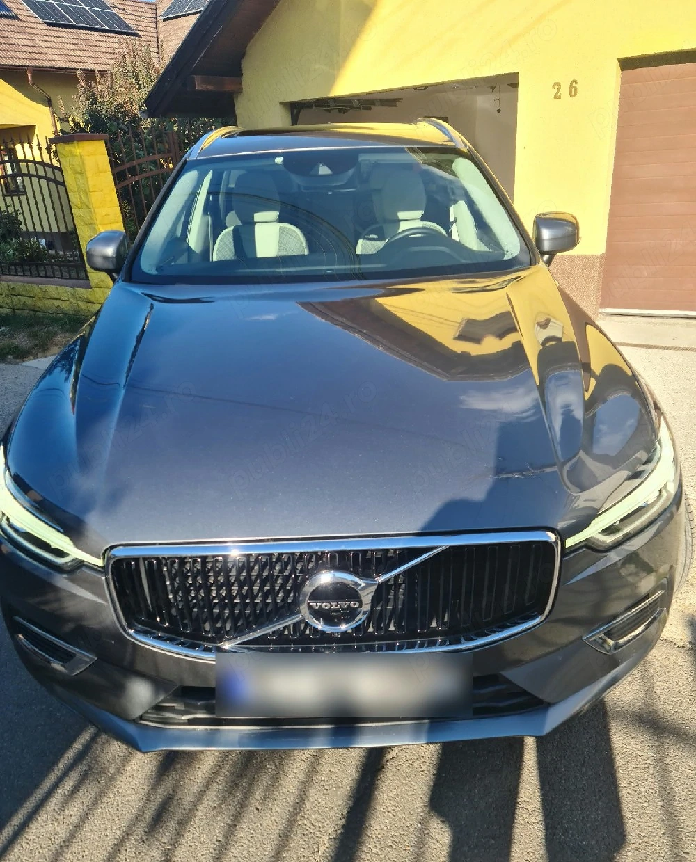 Volvo XC-60 T8 AWD Plug-in Hybrid Automată