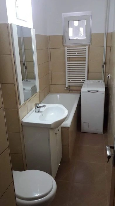 Garsonieră de închiriat în zona Buziașului