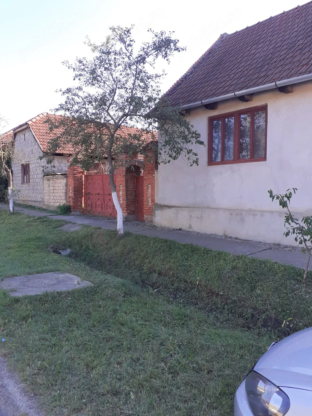 Ocazie  , de vânzare casa +grădină 