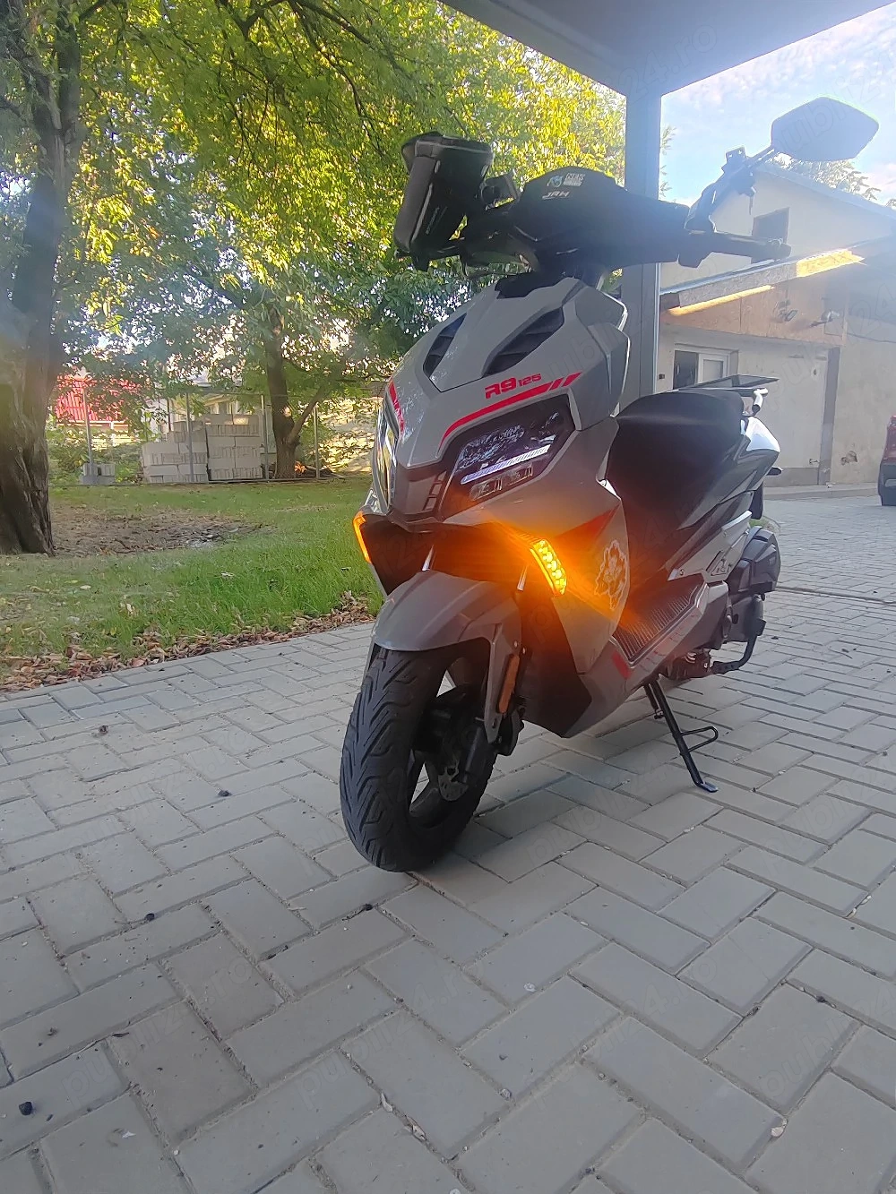 Scuter 125cc 