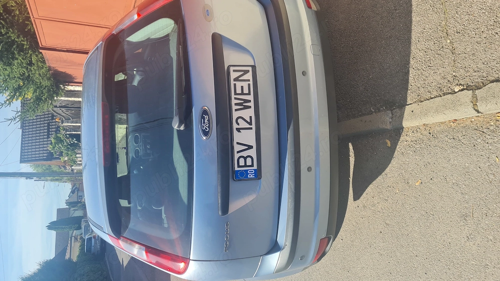 Vind ford focus 2006 175000km unic proprietar în stare buna de functionare