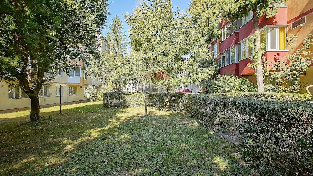 Apartament de două camere langă parc, Centrul Civic