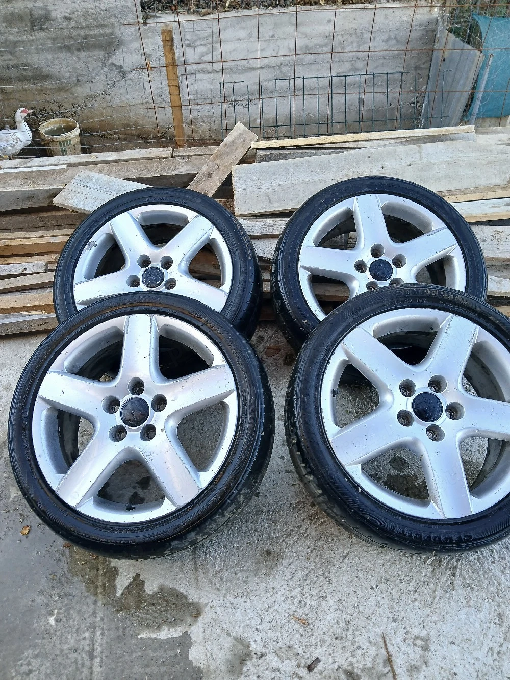 Jante 225x45x17 