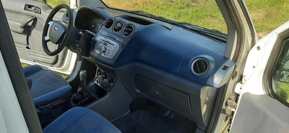 Vând Ford Transit Connect