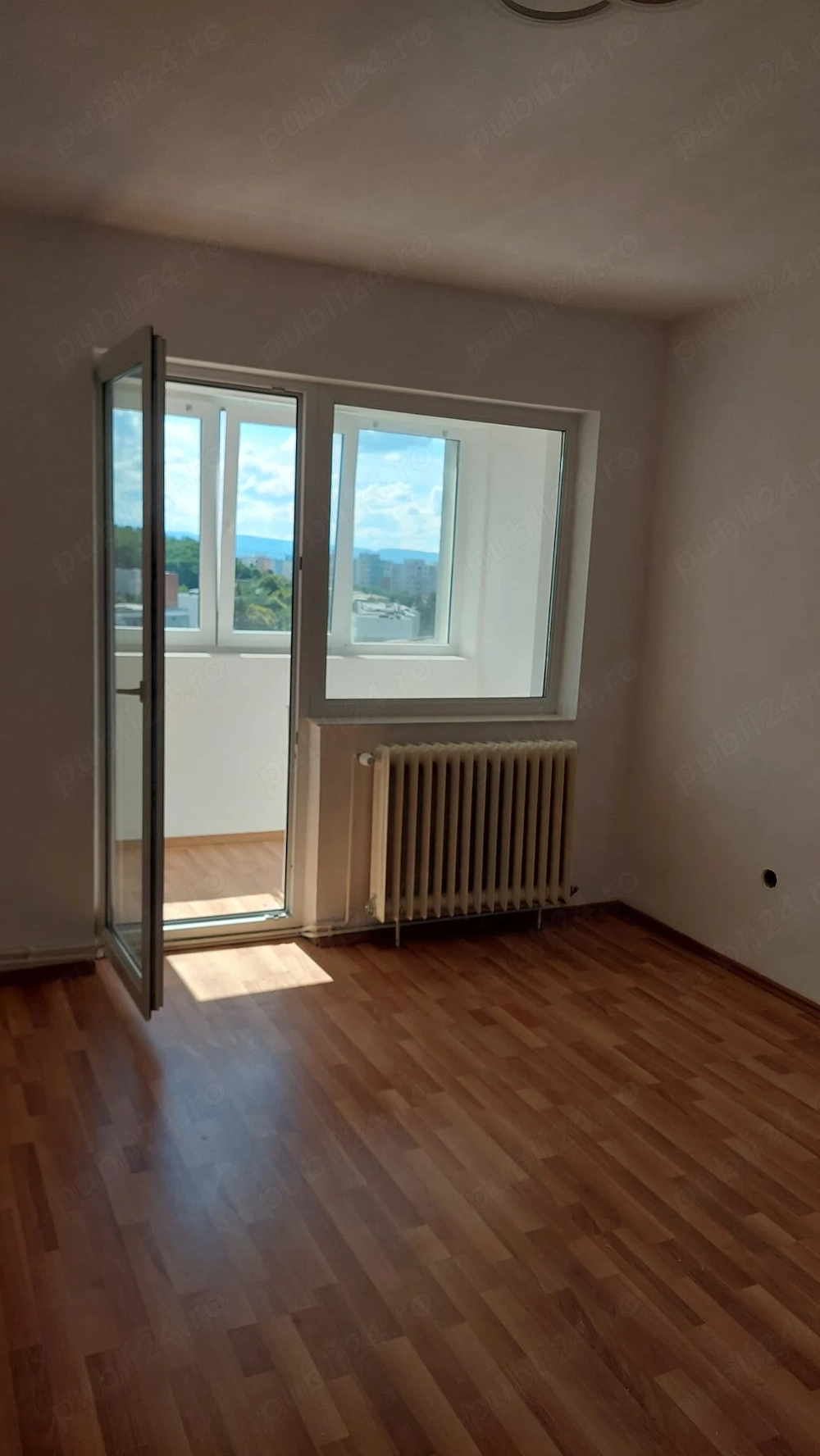 vand 2 camere MARASTI
