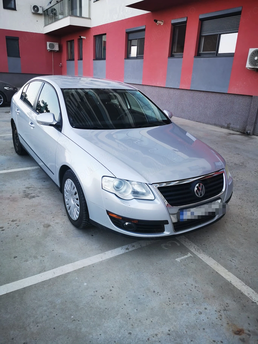 Volkswagen Passat BlueMotion 1.6 TDI   105 CP