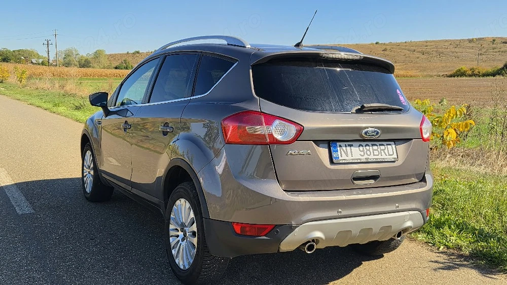 Vând Ford Kuga