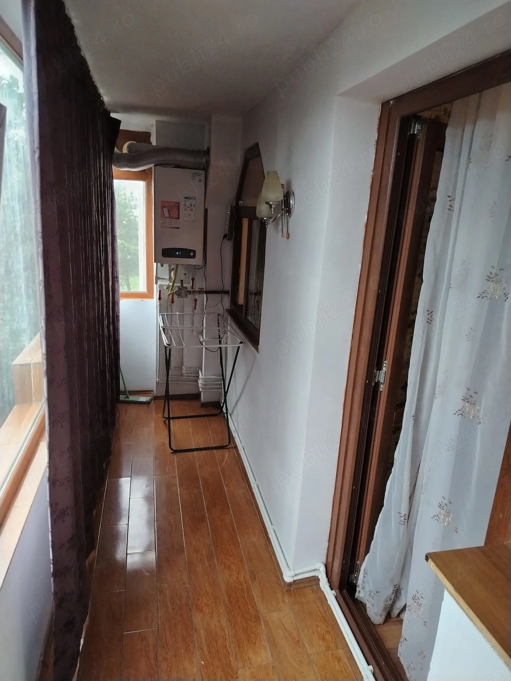 Închiriez apartament 2 camere, decomandate, zona Campus Constanța 
