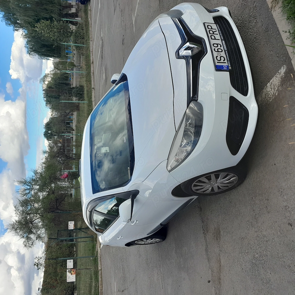 Vând Renault Fluence 2016