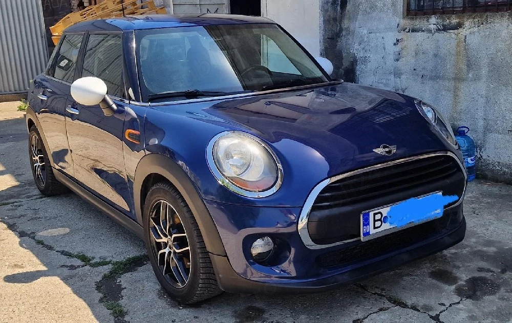 vand auto Mini Cooper One 