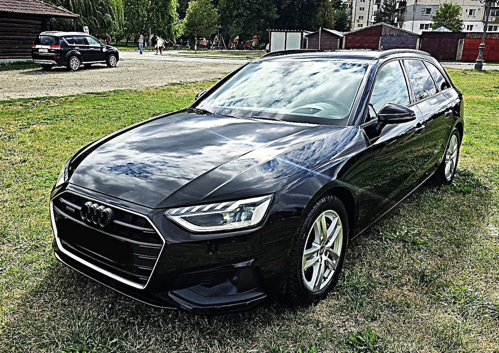AUDI  A4 An - 2022 - 2.0 TDI 204 CP Quattro S tronic Mild-Hibrid Tractiune 4x4  Stare impecabila
