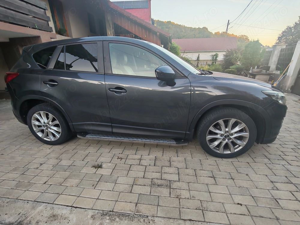Vând Mazda CX-5