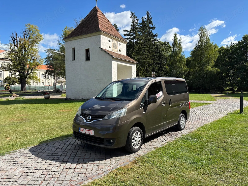 Nissan NV-Anul Fab-2017 7 Locuri