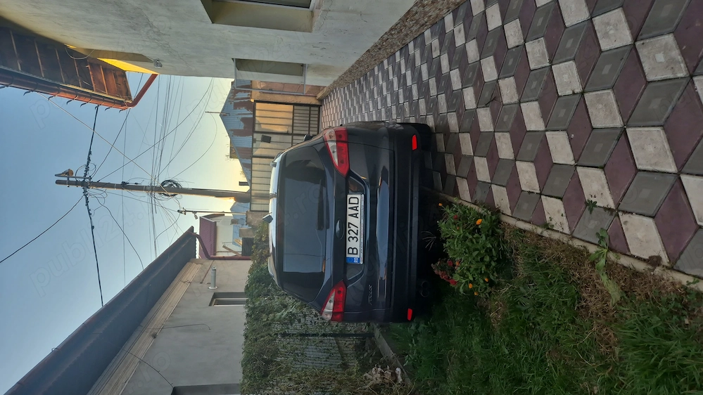 Vând ford focus 2013