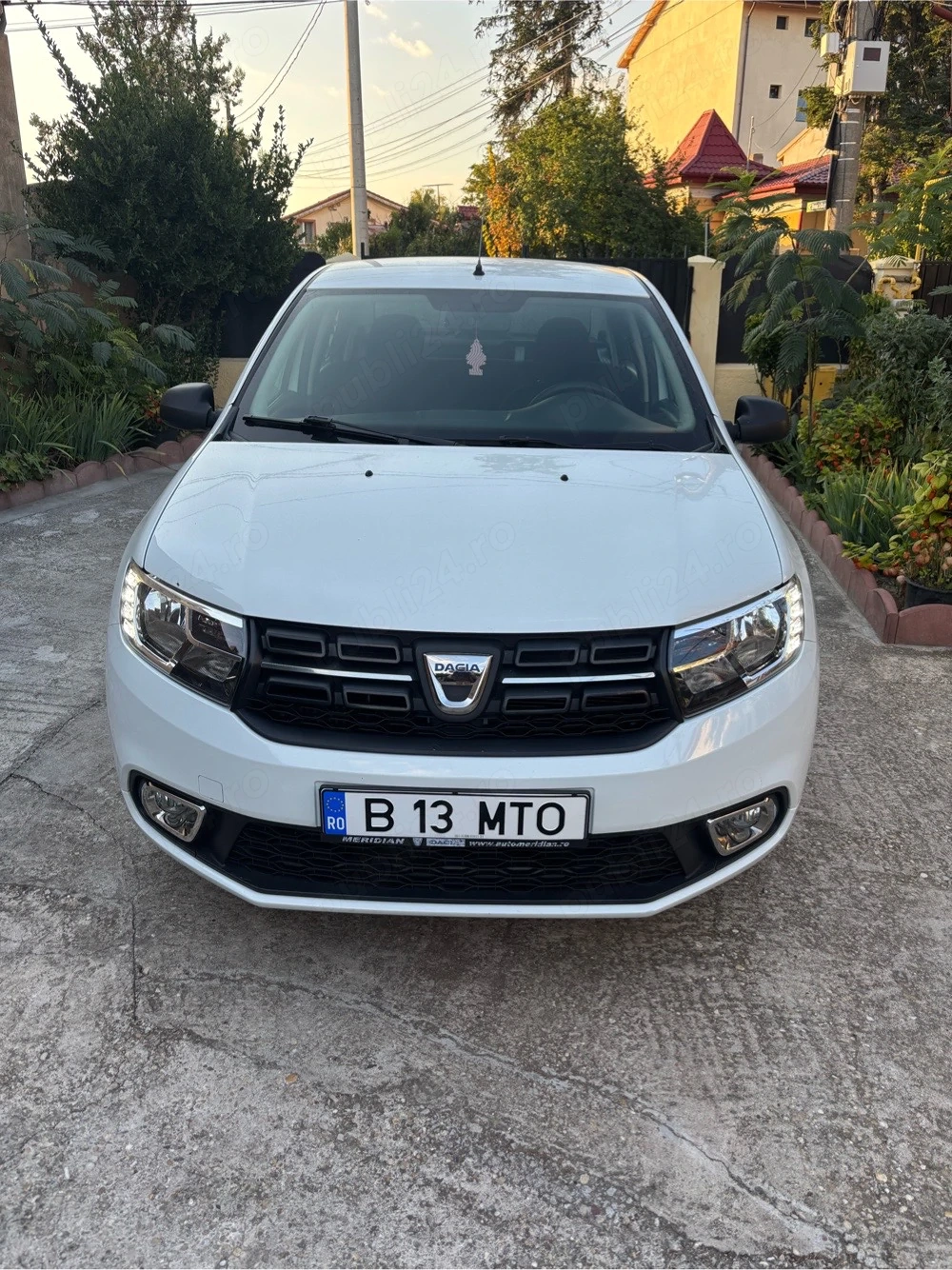 vand logan 0.9 tce doar 70.000 km primul proprietar