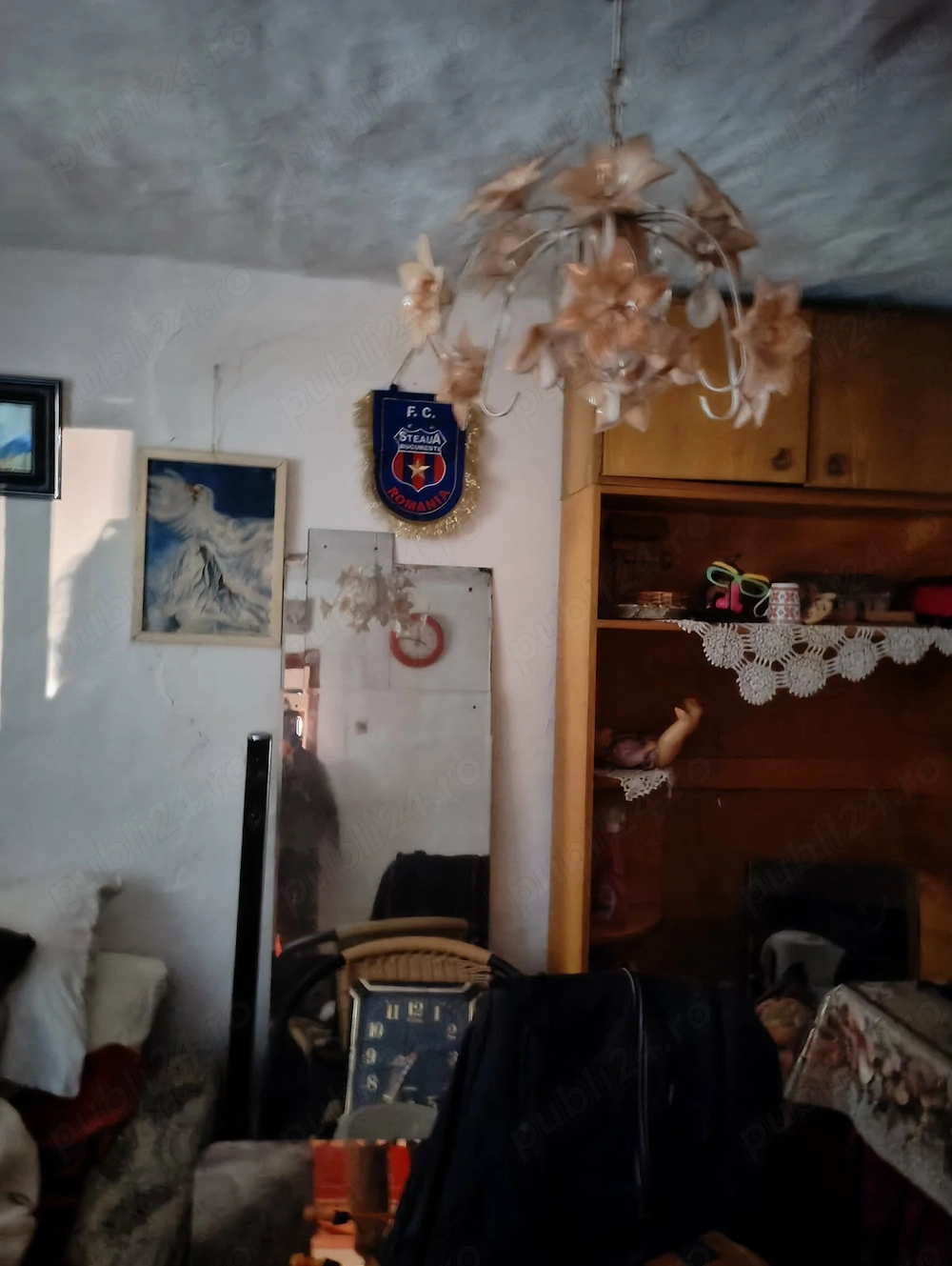Casa și teren de vânzare în 2 rate