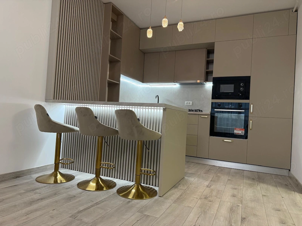 Inchiriez apartament ultramodern ADORA Park Arad 