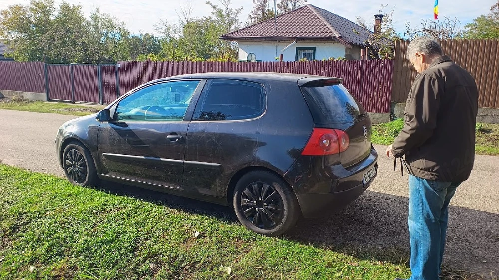 dezmembrez golf 5